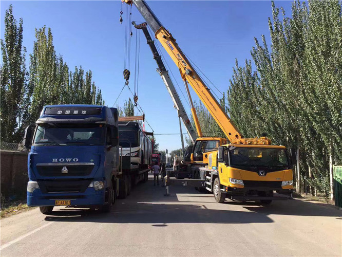 同德县“省油又稳当”—— 吊车的 “智能节能” 技术